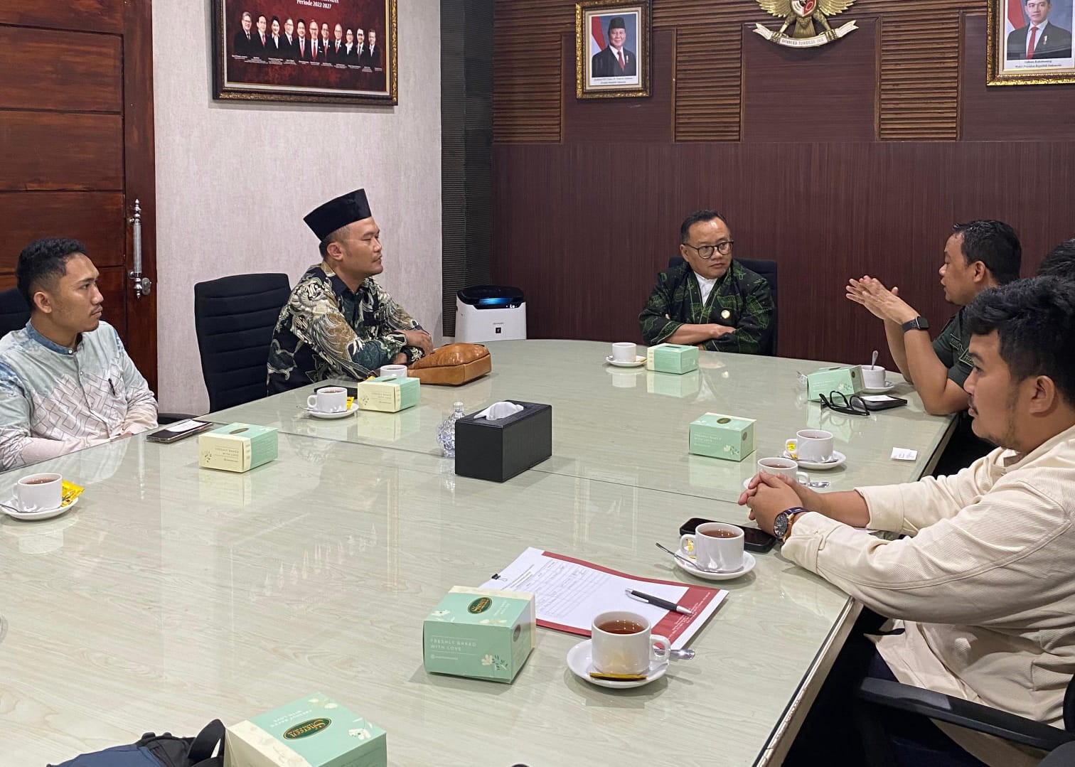 Himpunan Pengusaha Muda Indonesia Lampung Melakukan Audiensi ke Kantor OJK