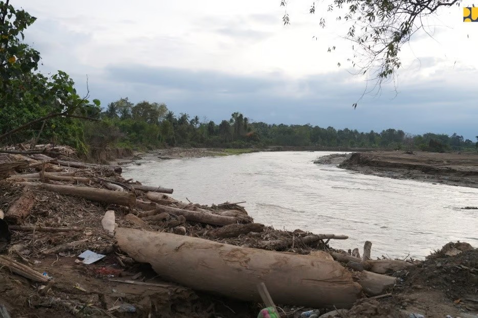 Cegah Abrasi Meluas, Kementerian PU Lakukan Penguatan pada Tebing Sungai Krueng Tiro di Pidie