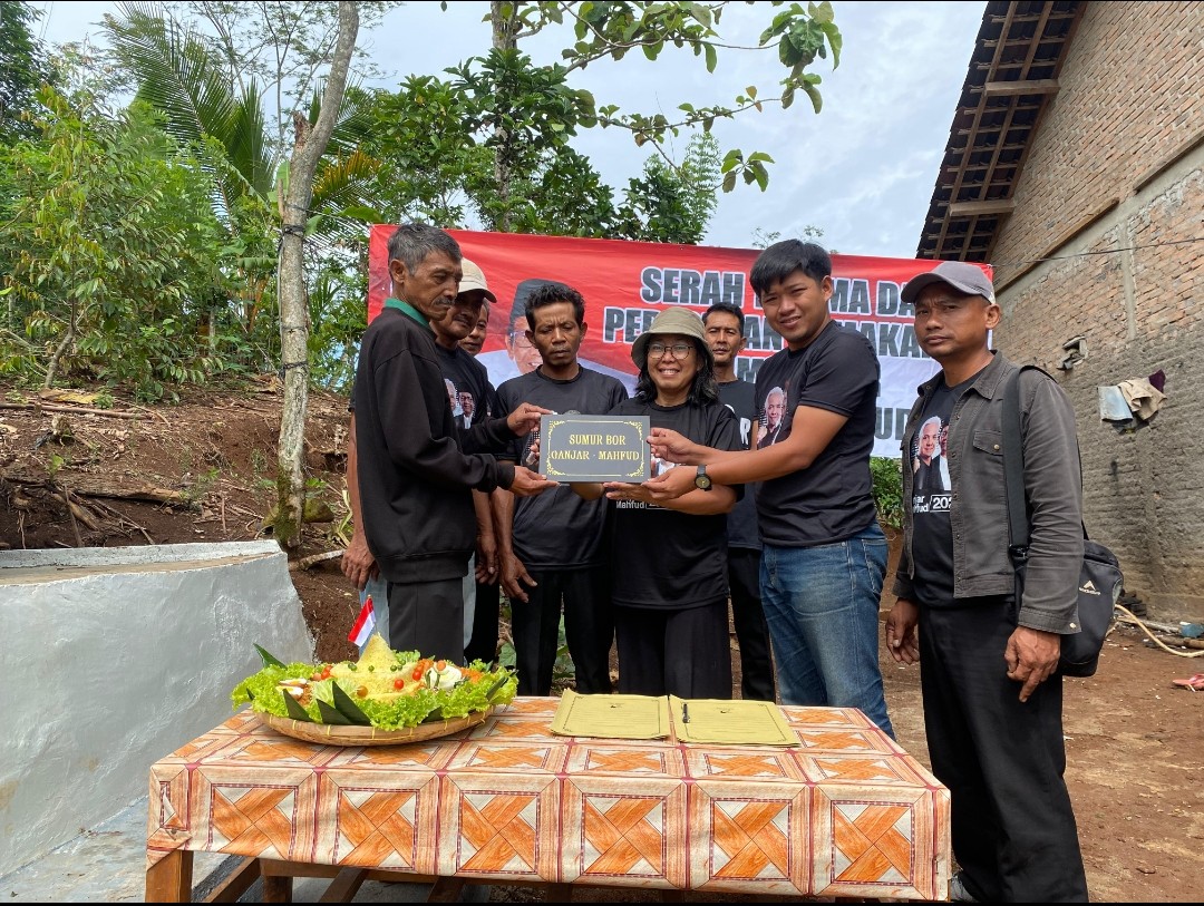 Warga Tanggamus Terima Bantuan Sumur Bor dari Ganjar Mahfud Atasi Kekurangan Air Bersih