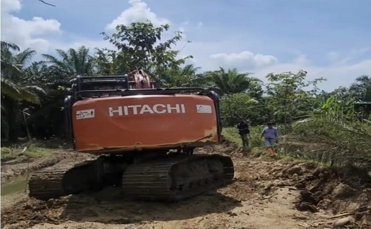 PTPN IV PalmCo Percepat Perbaikan Tanggul Jebol di Padang Tualang