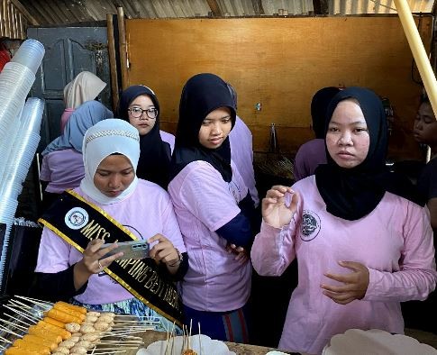 Srikandi Ganjar Latih Perempuan Milenial Belajar Usaha Angkringan di Lampung Utara