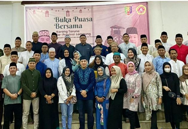 Bupati Pesawaran menandatangani deklarasi penertiban kegiatan hiburan organ tunggal 